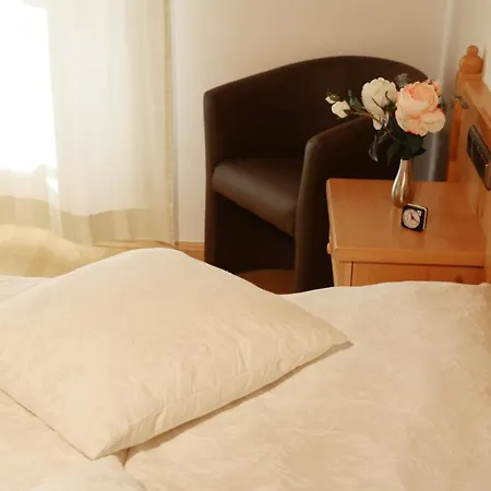 Garni Georgenhof Hotel 3*